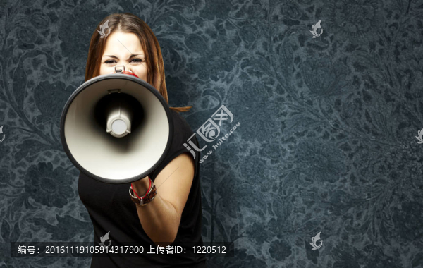 年輕的女人