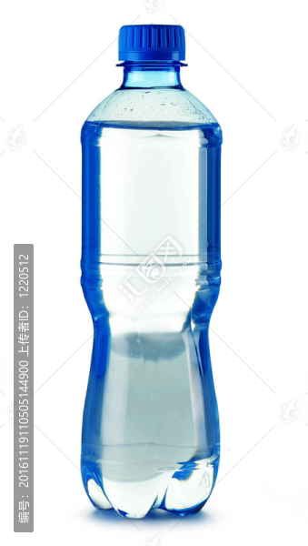 聚碳酸酯塑料瓶礦泉水隔離在白色