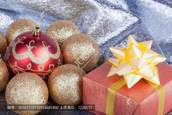 圣誕球及禮品