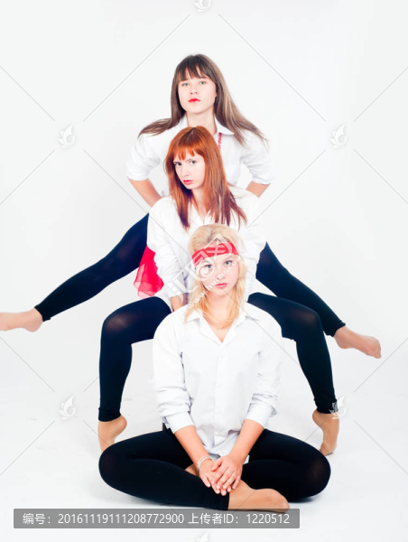 三個漂亮的女孩