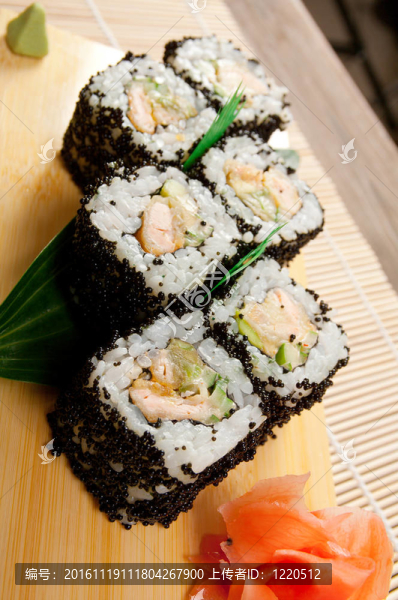 煙熏魚(yú)壽司卷