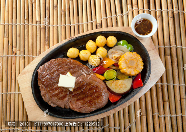 日本雪花牛肉烤