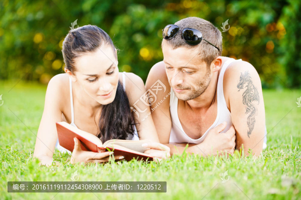 美麗的couplereads書