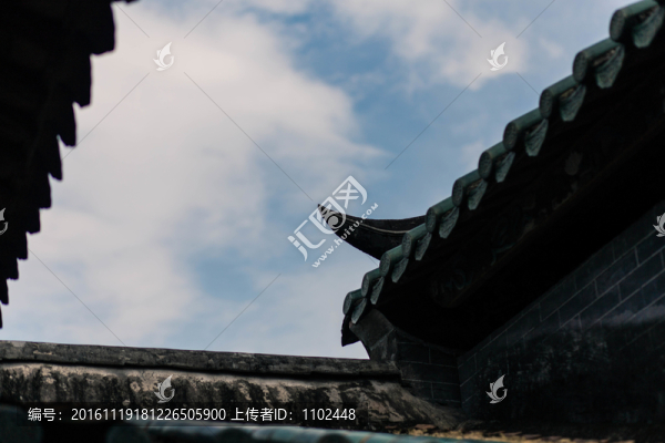 屋檐