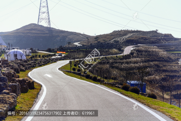 高山上的公路
