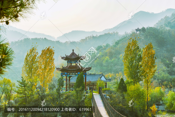 云水瑤秋景