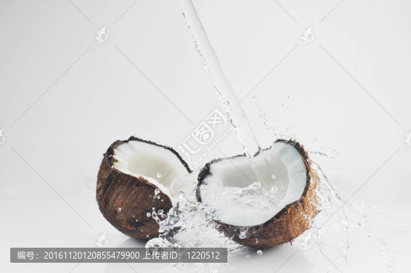 椰子濺裂