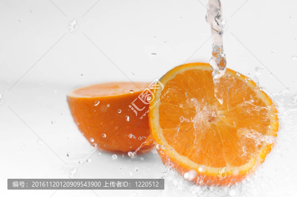 明亮的橙色