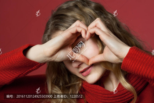 年輕女子通過心