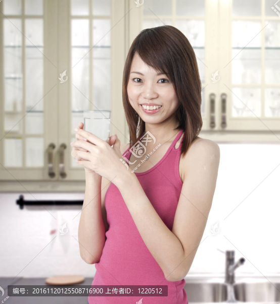 亞洲女孩