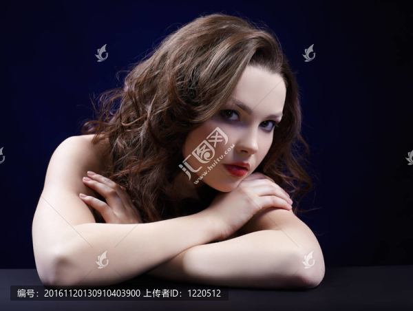 美麗的黑發(fā)