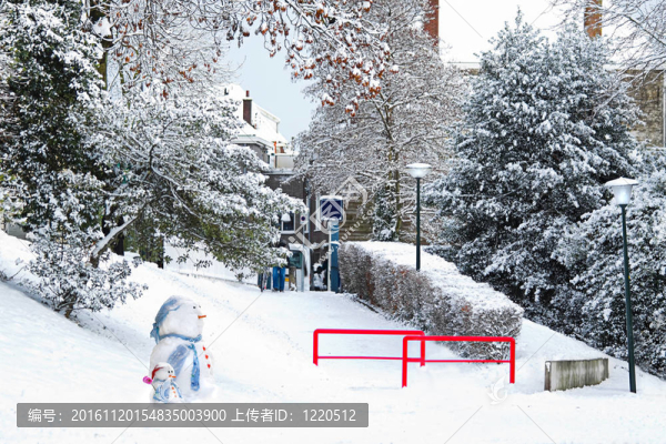雪雪人街景城市