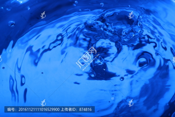 水