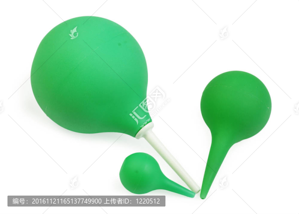 用于沖洗在白色背景的青梨