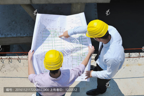 建筑工地上的建筑師團隊