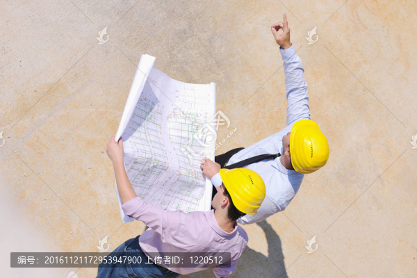 建筑工地上的建筑師團隊