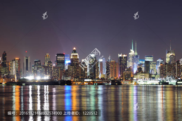 紐約市曼哈頓市中心的夜晚