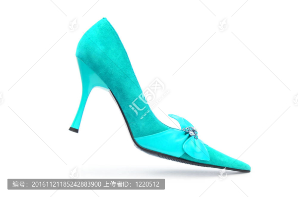 白色背景下的女性鞋