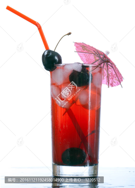 櫻桃特寫(xiě)雞尾酒