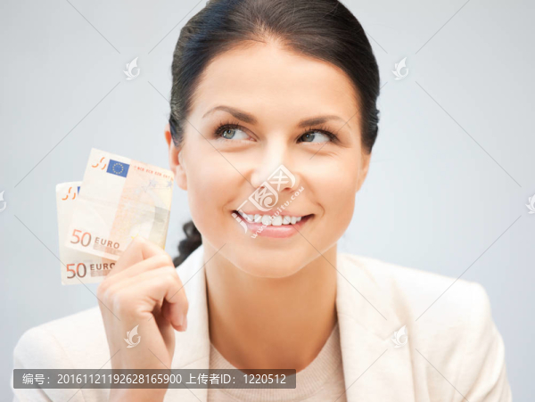 可愛的女人與歐元現(xiàn)金