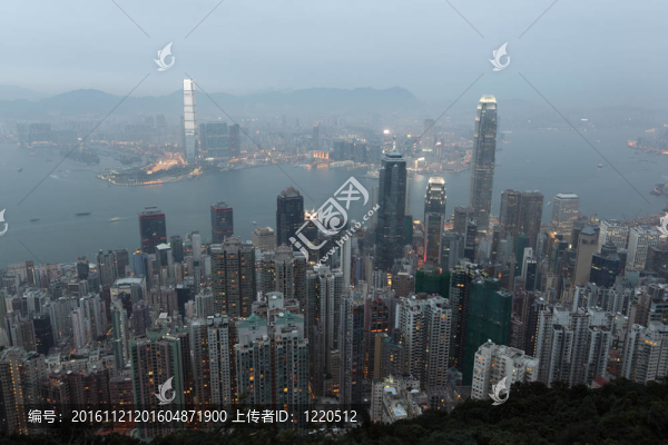 香港黃昏。從維多利亞峰