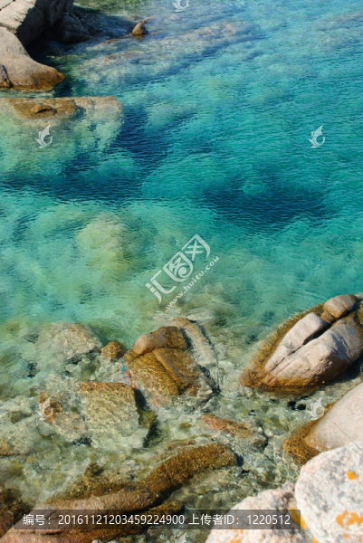 透明的撒丁島