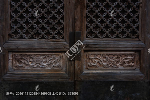 古代雕花門飾