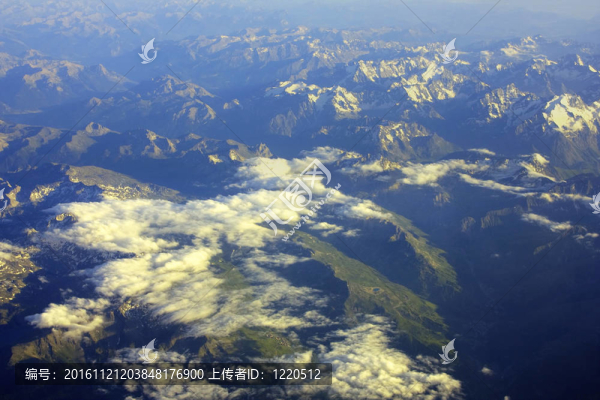 山脈的空中觀