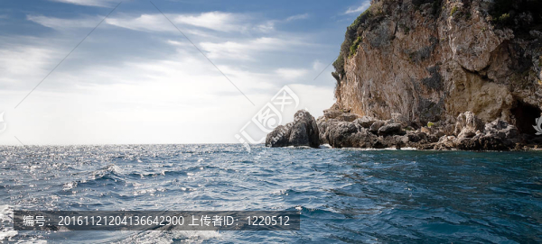 巖石的海岸線