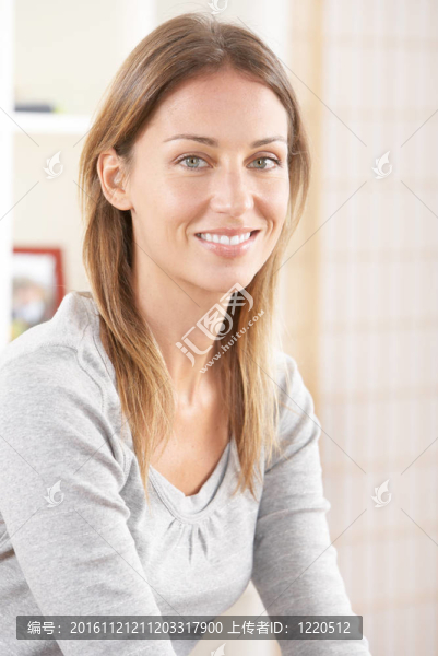 女人