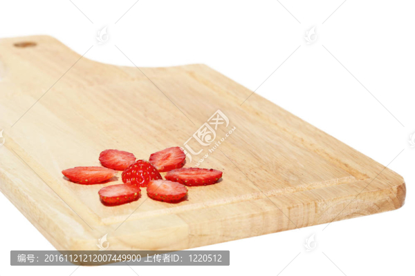 鮮花；由新鮮草莓制成