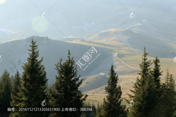 果子溝金頂風光