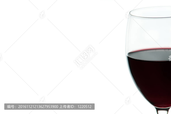 一杯紅葡萄酒