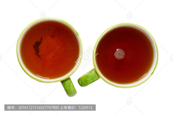 兩茶杯茶白色隔離。