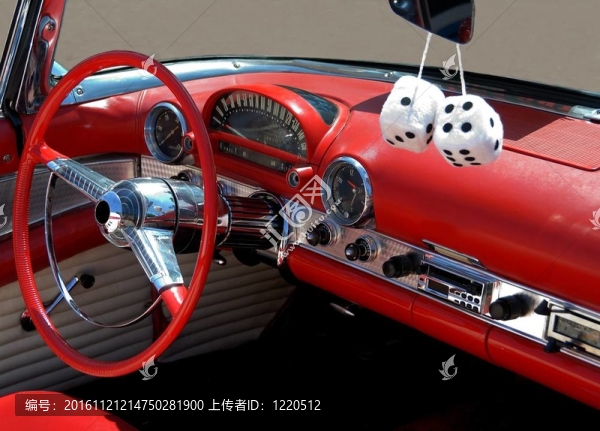 經(jīng)典的車內(nèi)