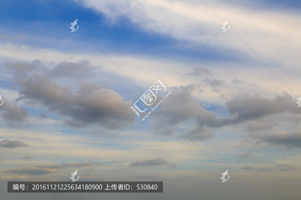 藍(lán)天白云