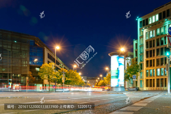 夜間在慕尼黑街