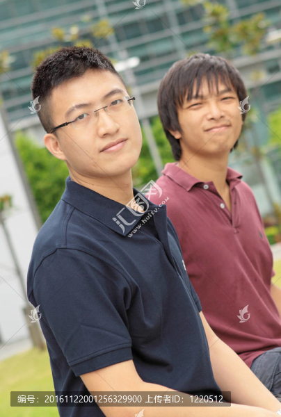 兩個(gè)亞洲男人的肖像