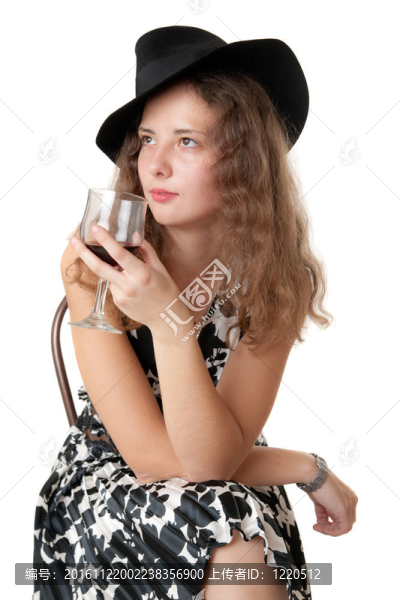 紅葡萄酒的女孩