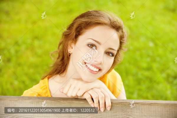 年輕女性肖像