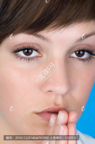 女孩肖像