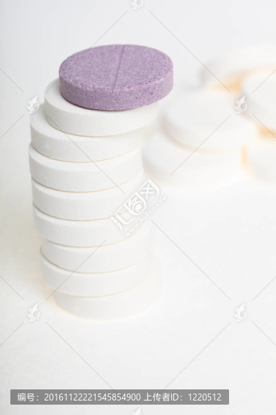 白色的大藥丸