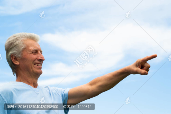 老人與天空