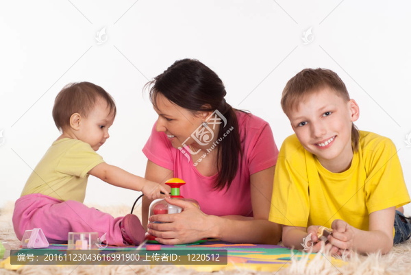 媽媽和她的孩子們