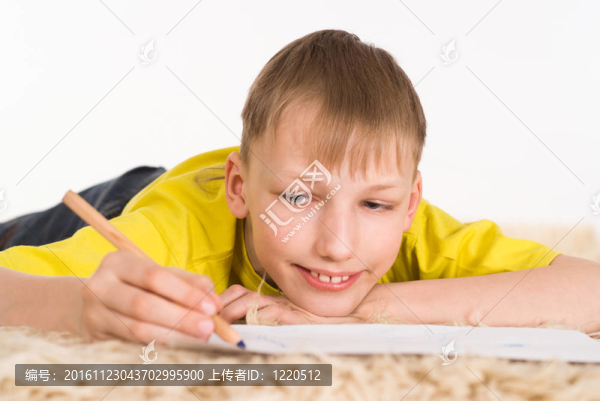 小男孩畫