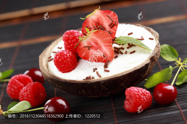 椰子冰淇淋