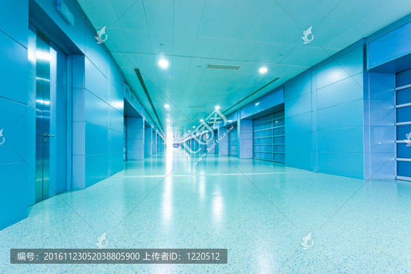 走道機場