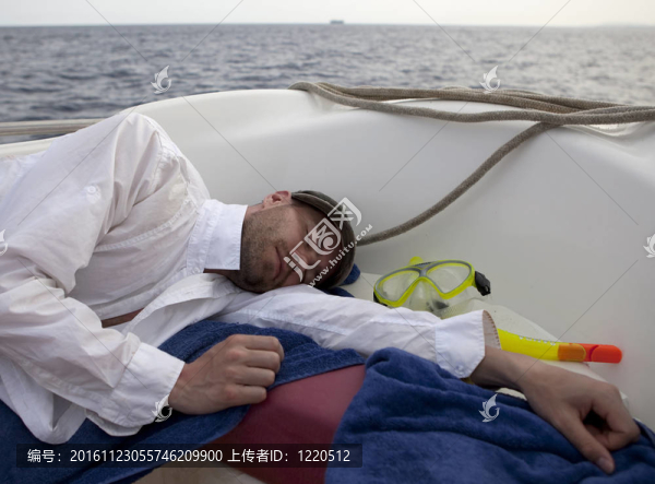 疲憊潛水員的睡眠
