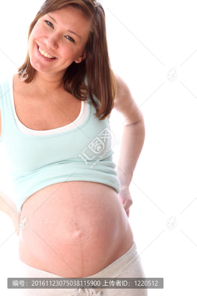 孕婦笑得很高興