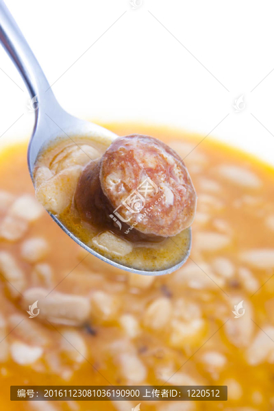 傳統(tǒng)美食；的香腸？燉的菜單嗎？